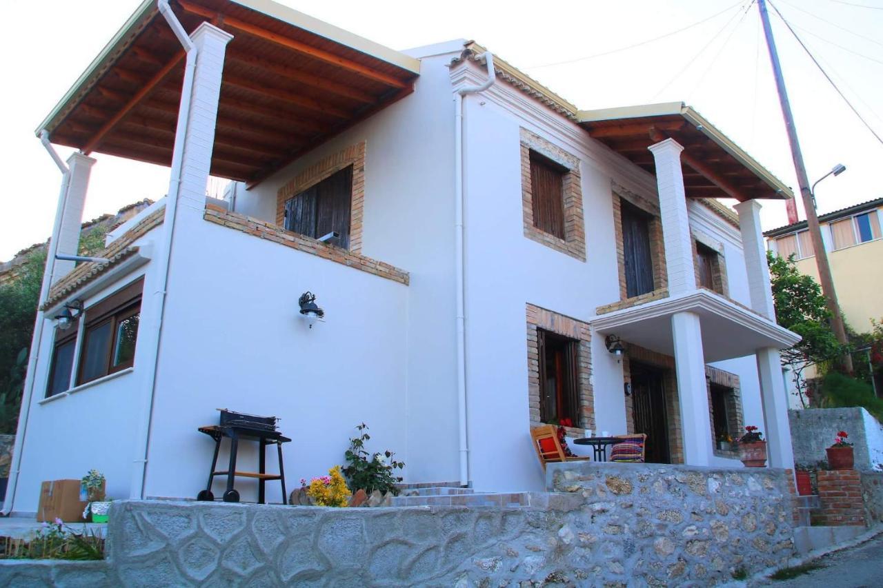 The Stone Suite Moraitika Exterior photo