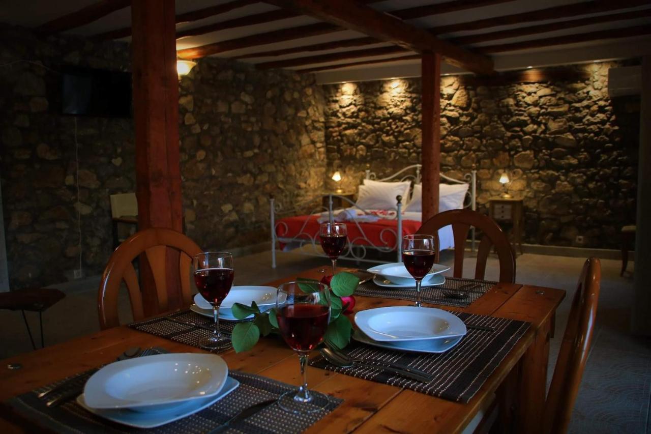 The Stone Suite Moraitika Exterior photo