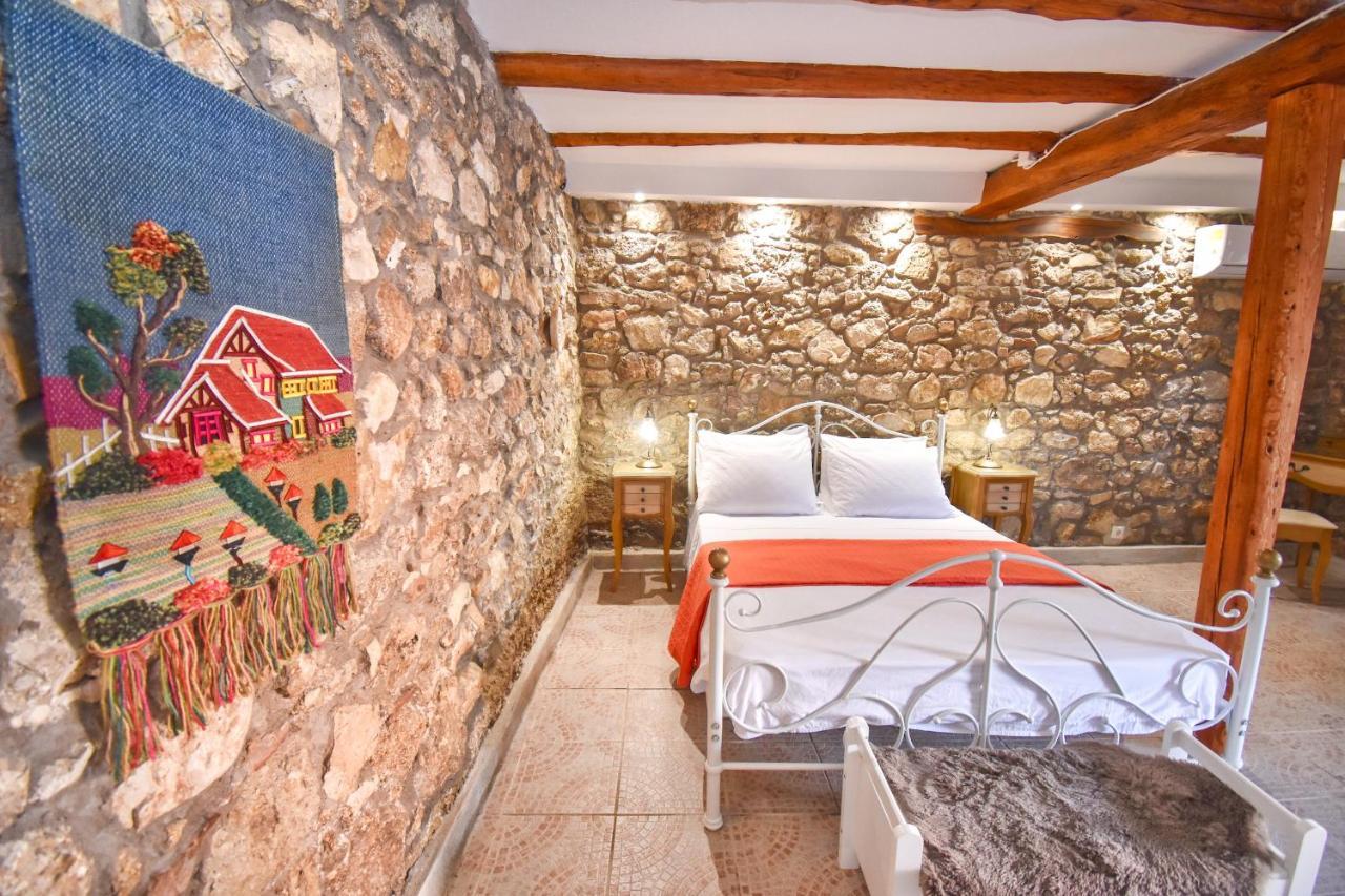 The Stone Suite Moraitika Exterior photo