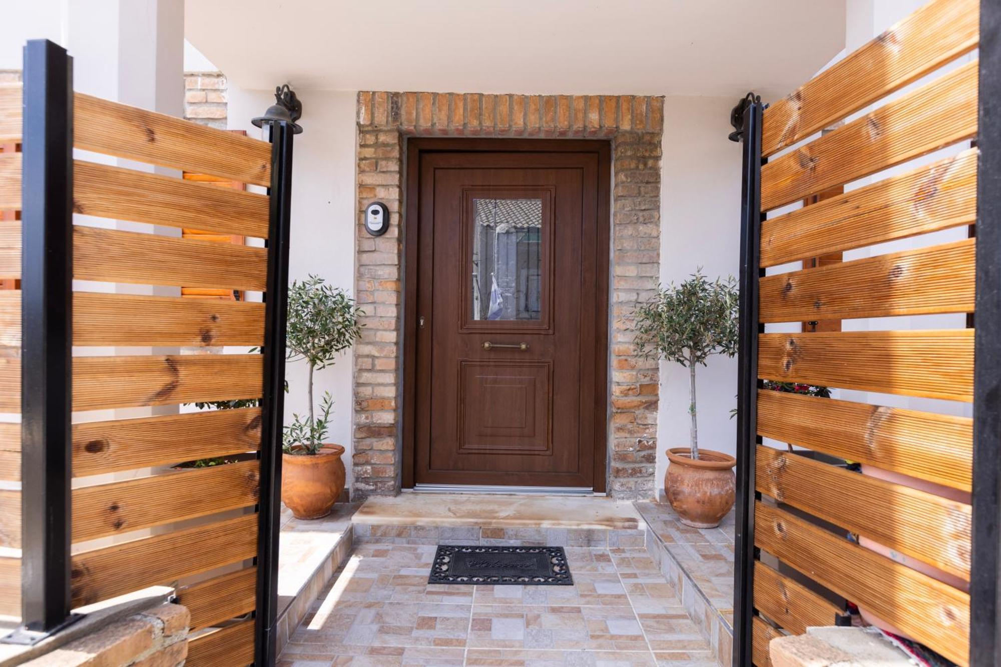 The Stone Suite Moraitika Exterior photo