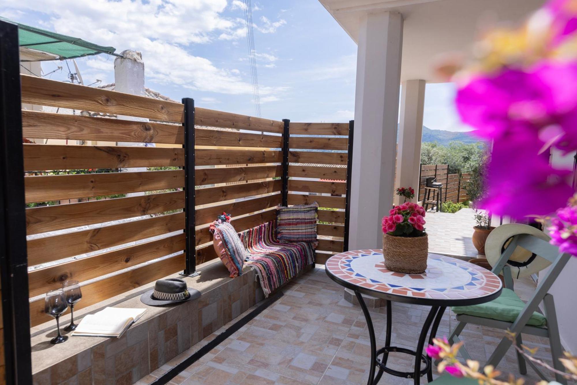 The Stone Suite Moraitika Exterior photo