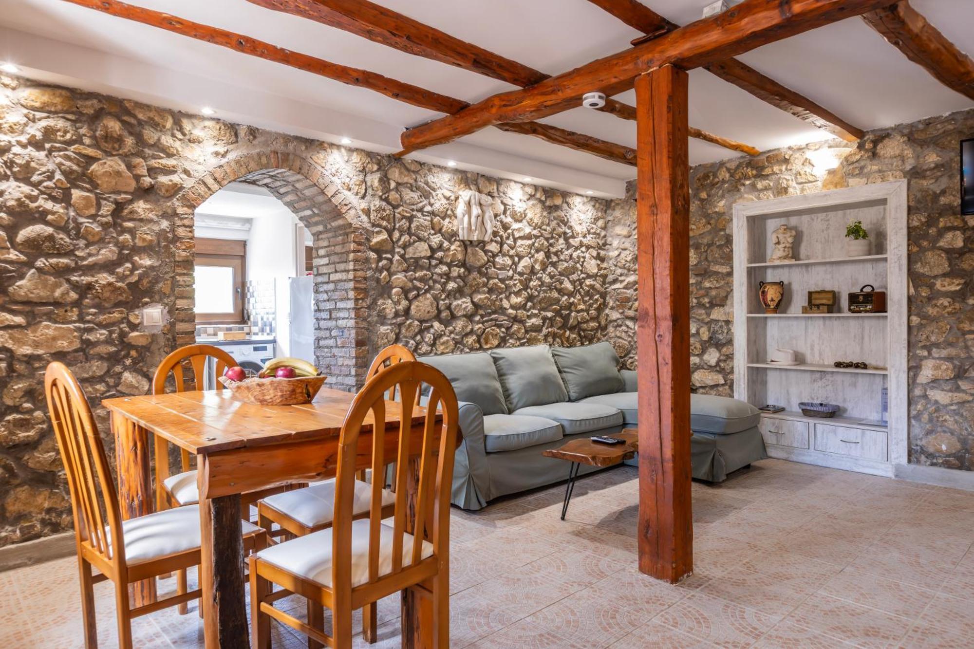 The Stone Suite Moraitika Exterior photo