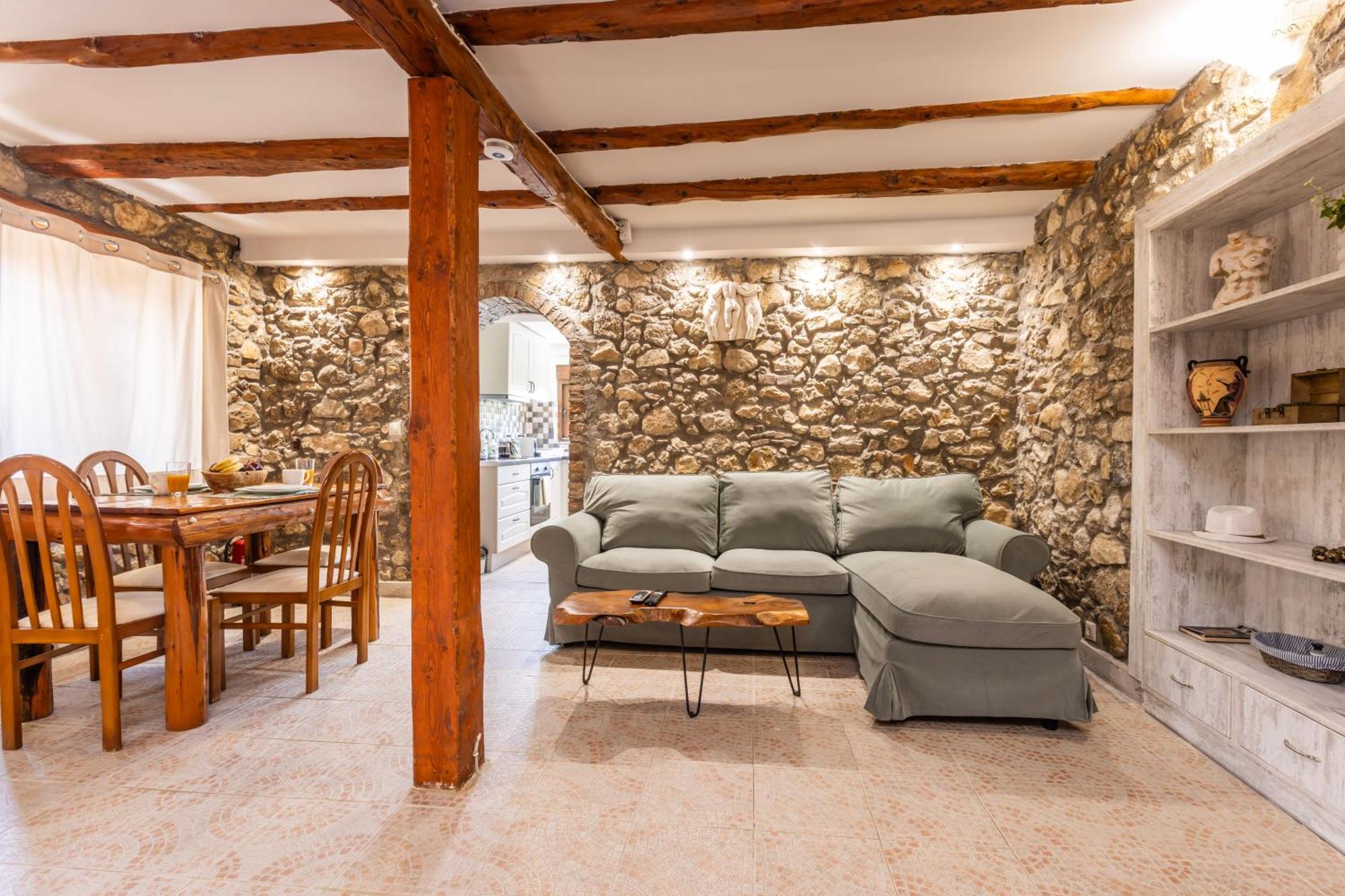 The Stone Suite Moraitika Exterior photo